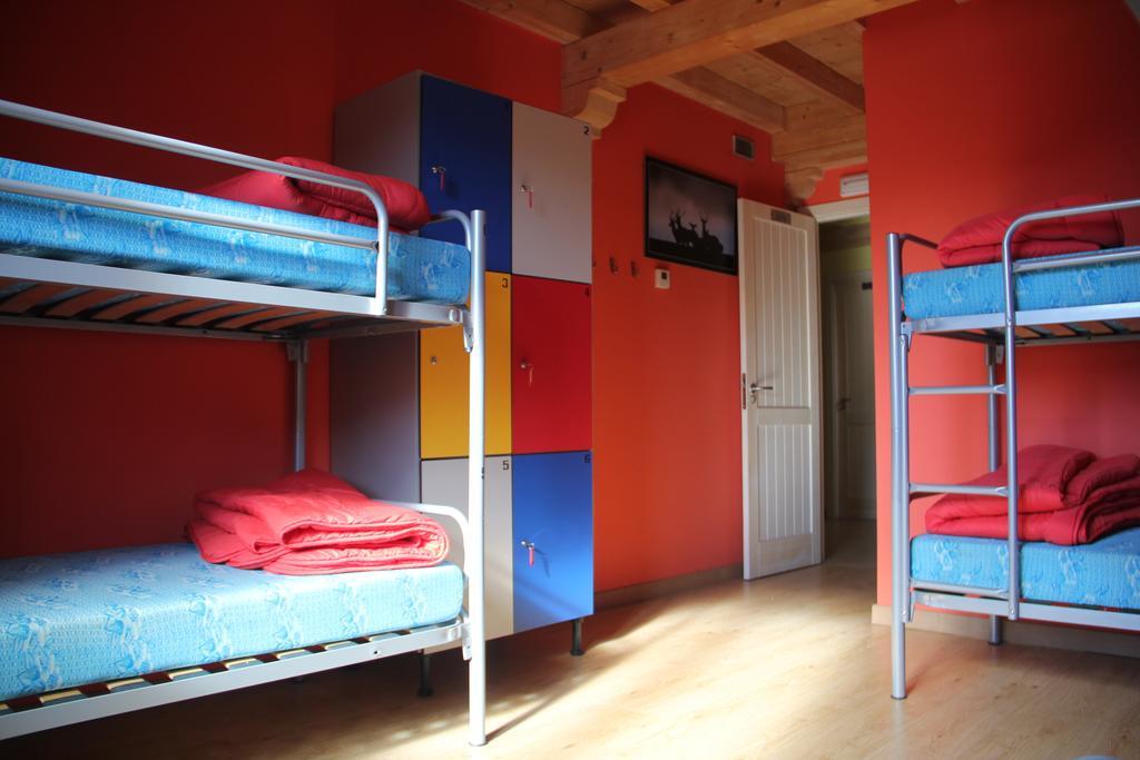 Hostel Curavacas Триольо Номер фото